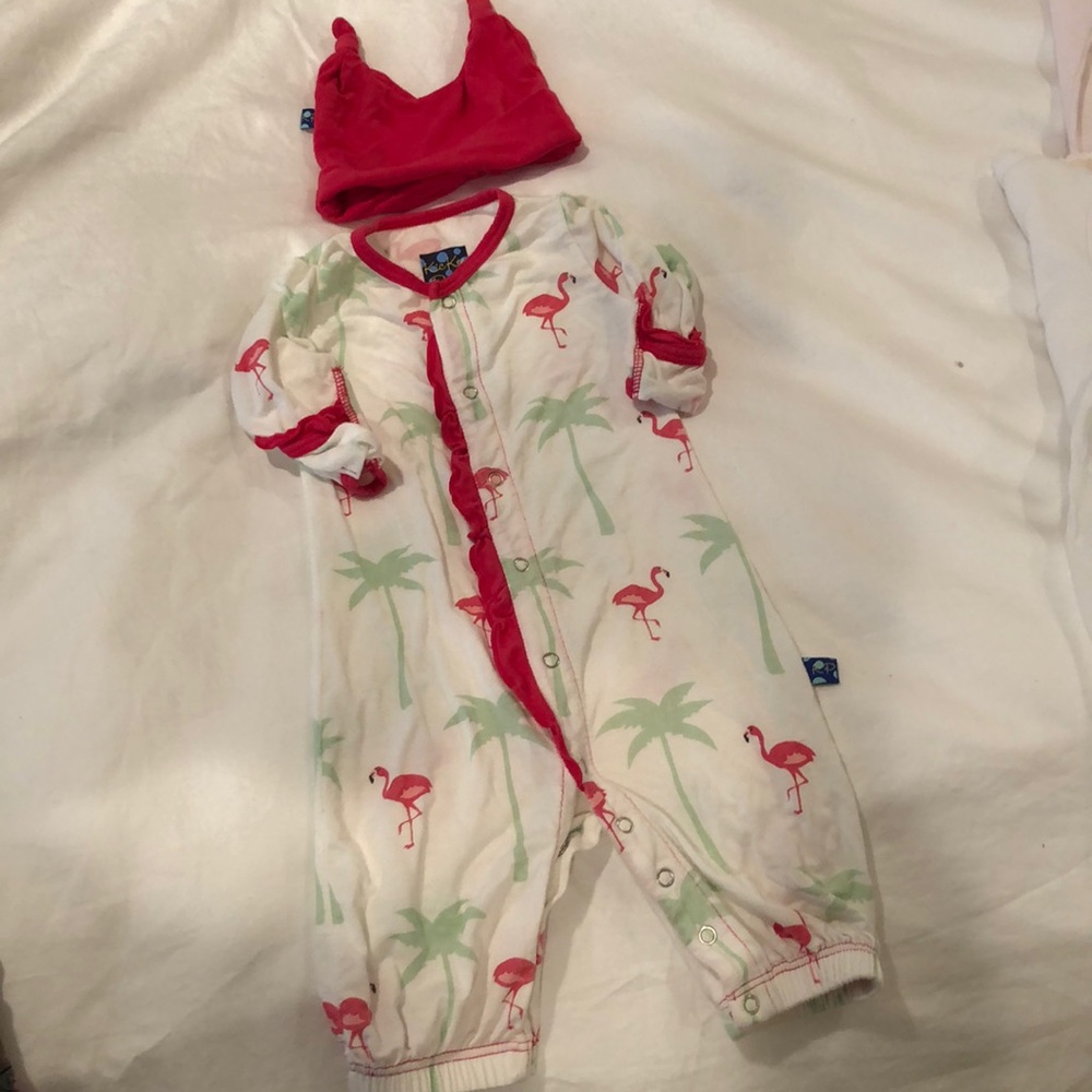 Preemie flamingo outfit